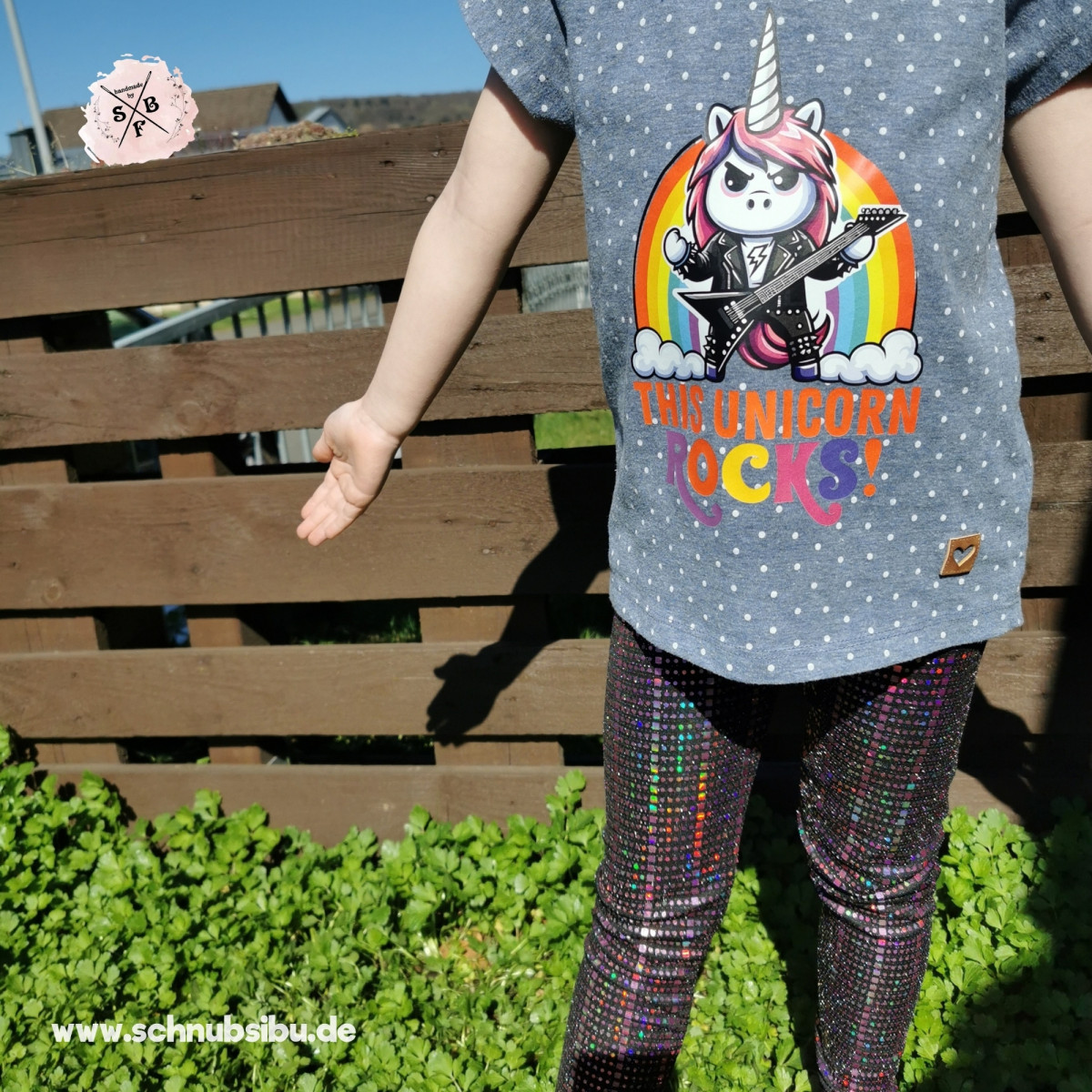 Bügelbild Einhorn rocks